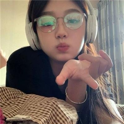 爱尼斯·格林的故事